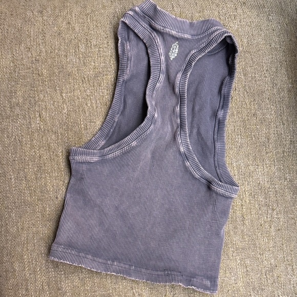 Chic Purple/Gray Sleeveless Muscle Tee - Picture 2 of 3
